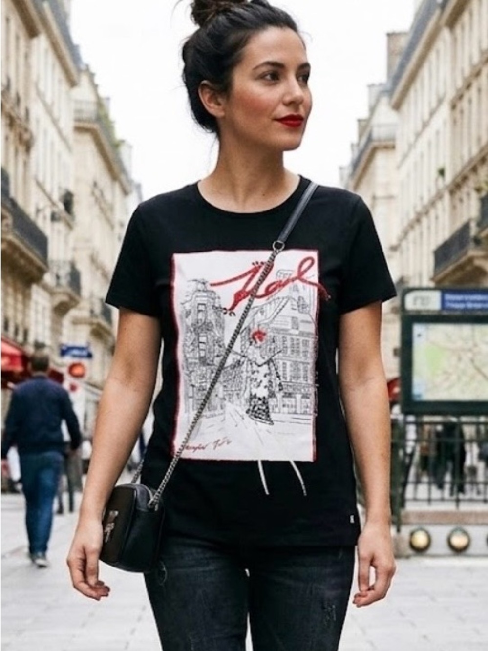 KARL LAGERFELD PARIS Graphic Shirt Black Embellished Rhinestone Fashion Tee